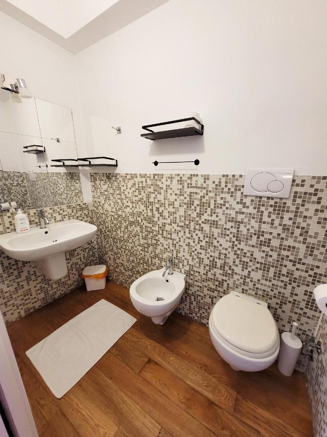 Baribello Apartment - 3 Bedrooms 3 Bathrooms - Bari Central Station Ngoại thất bức ảnh